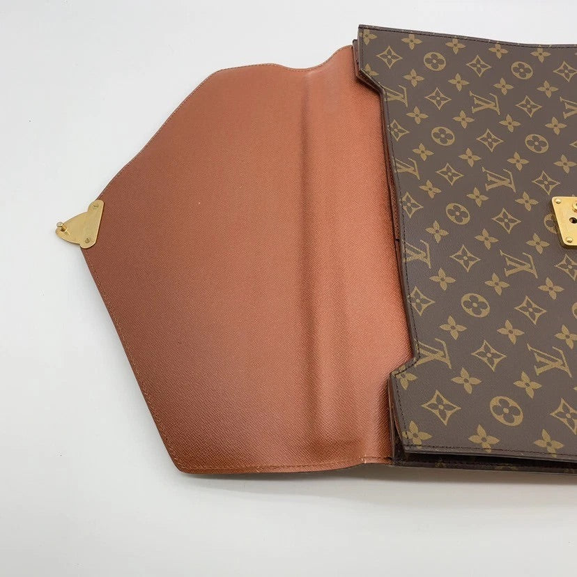 Louis Vuitton Serviette Conseiller