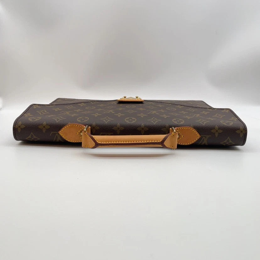 Louis Vuitton Serviette Conseiller