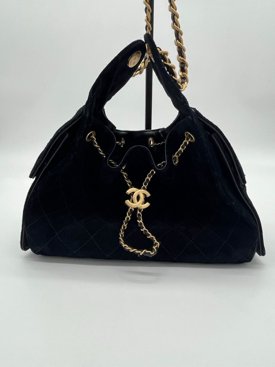 Chanel 25 Suede Quilted Small Hobo bag | Black
