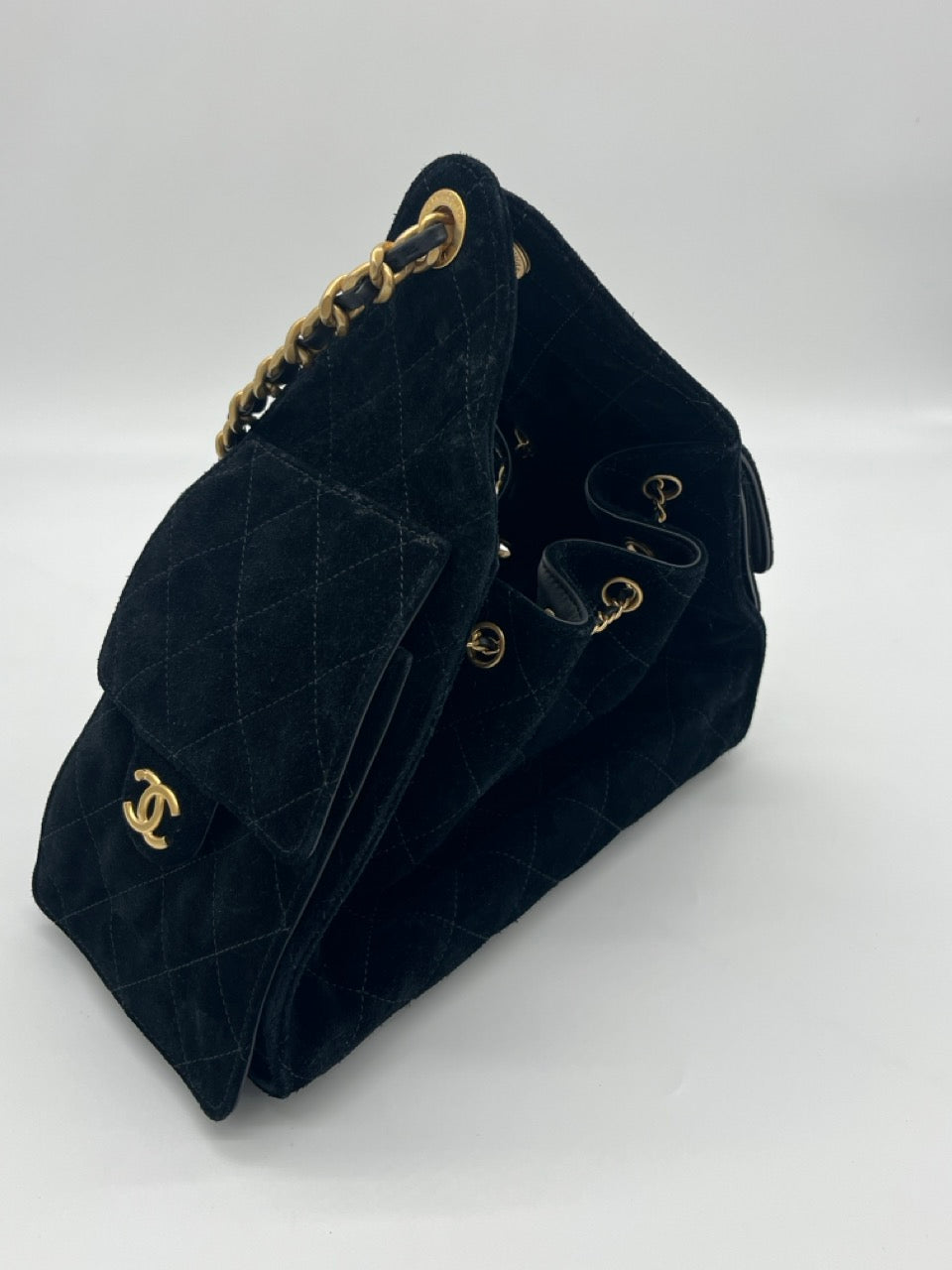 Chanel 25 Suede Quilted Small Hobo bag | Black