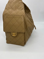Chanel 25 Medium Hobo bag | Beige