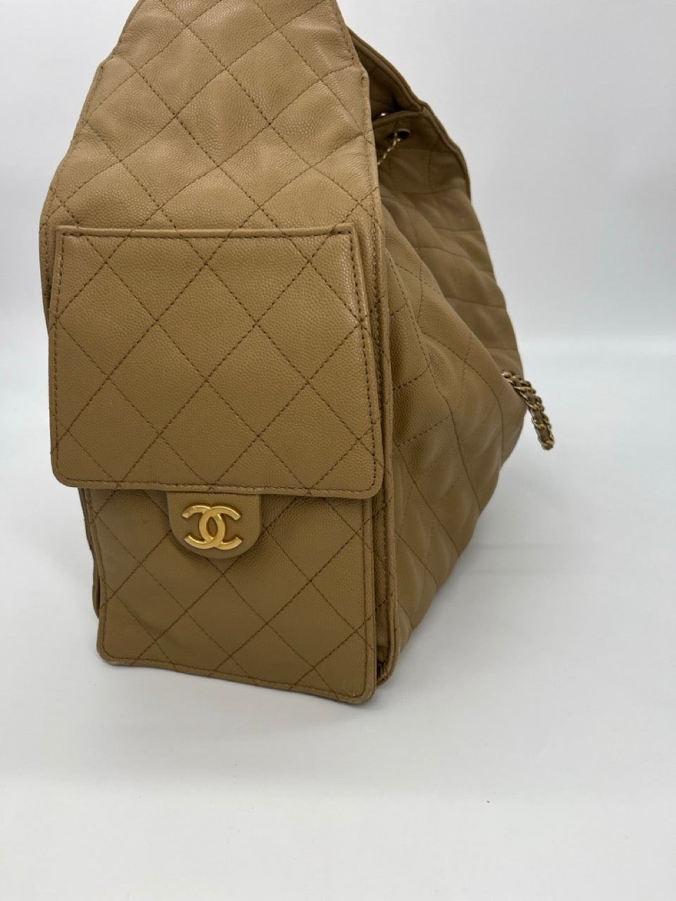 Chanel 25 Medium Hobo bag | Beige