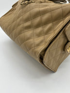 Chanel 25 Medium Hobo bag | Beige