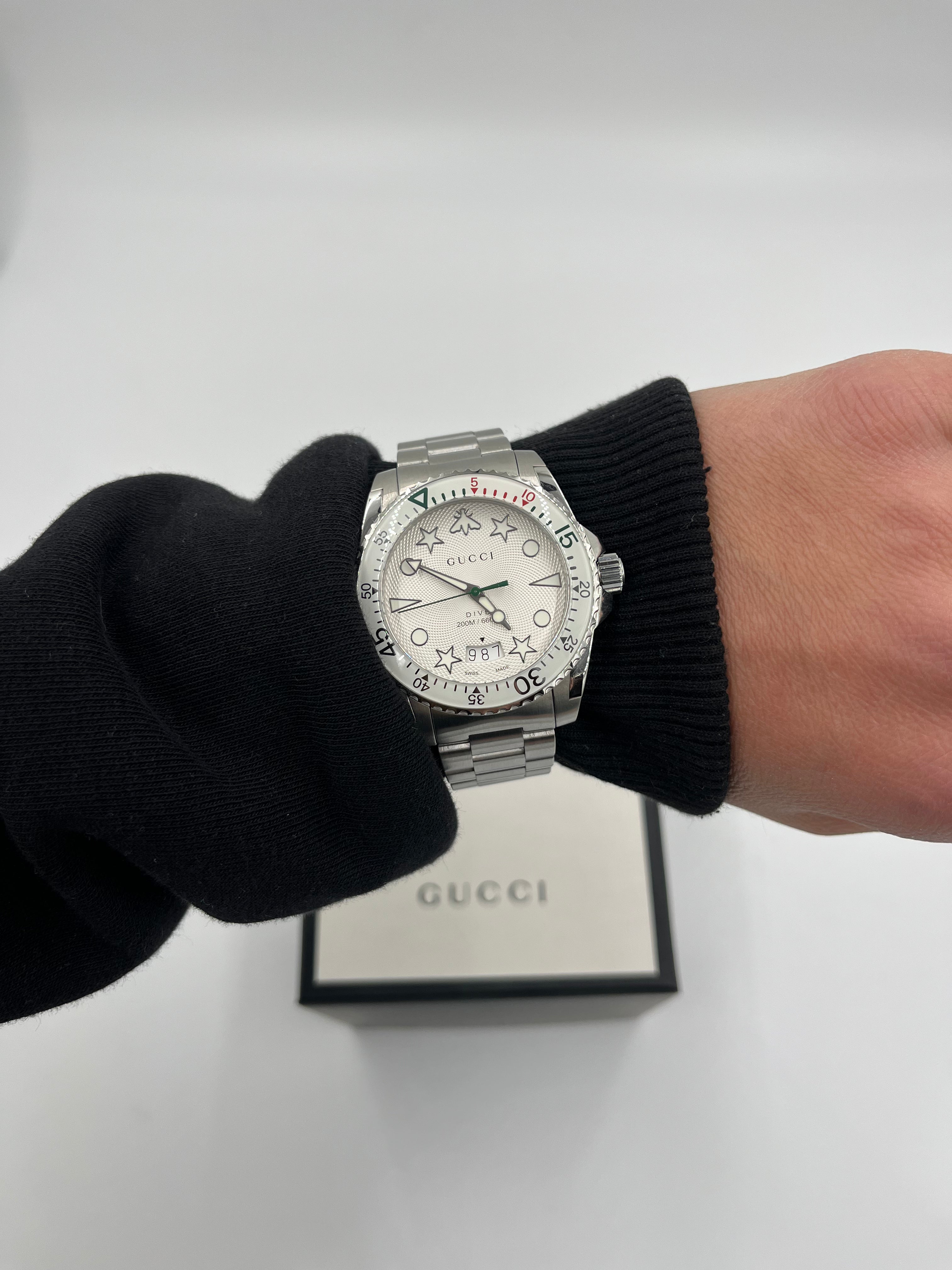 Gucci Dive watch - Silver White