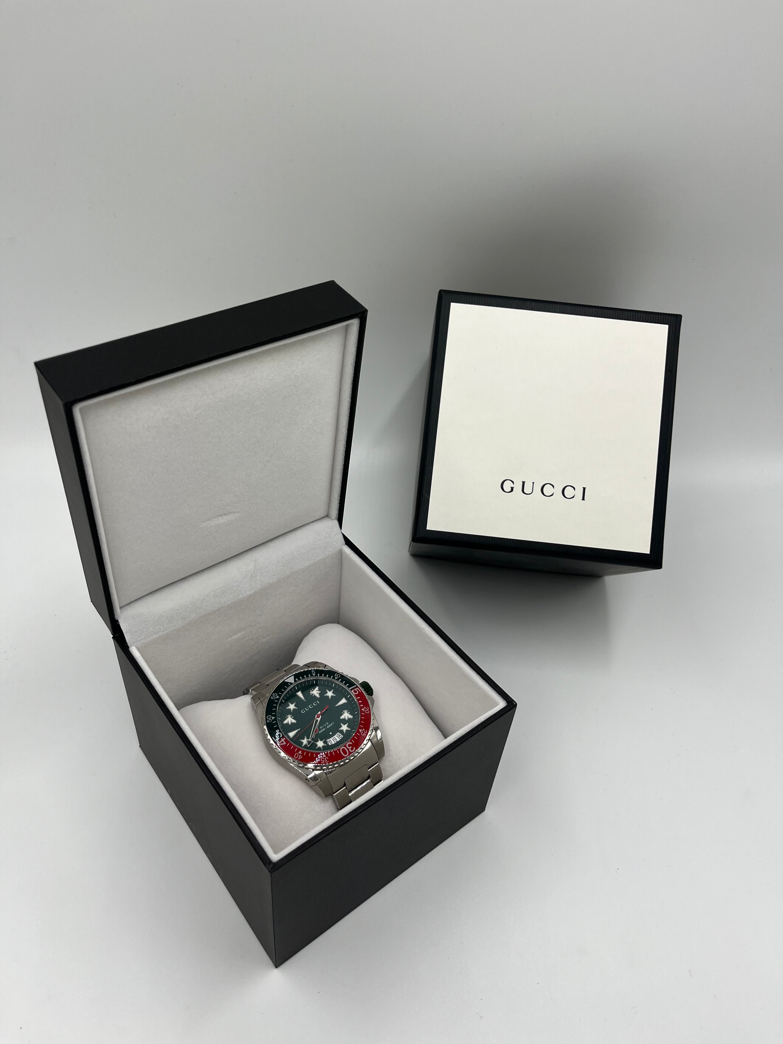 Gucci Dive watch - Green Red