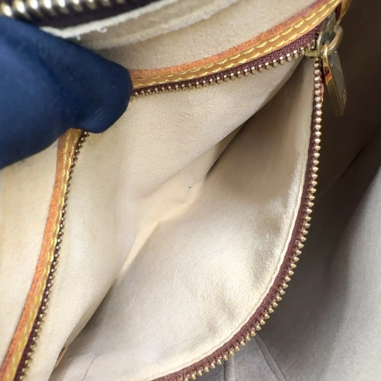 Louis Vuitton Looping MM Monogram