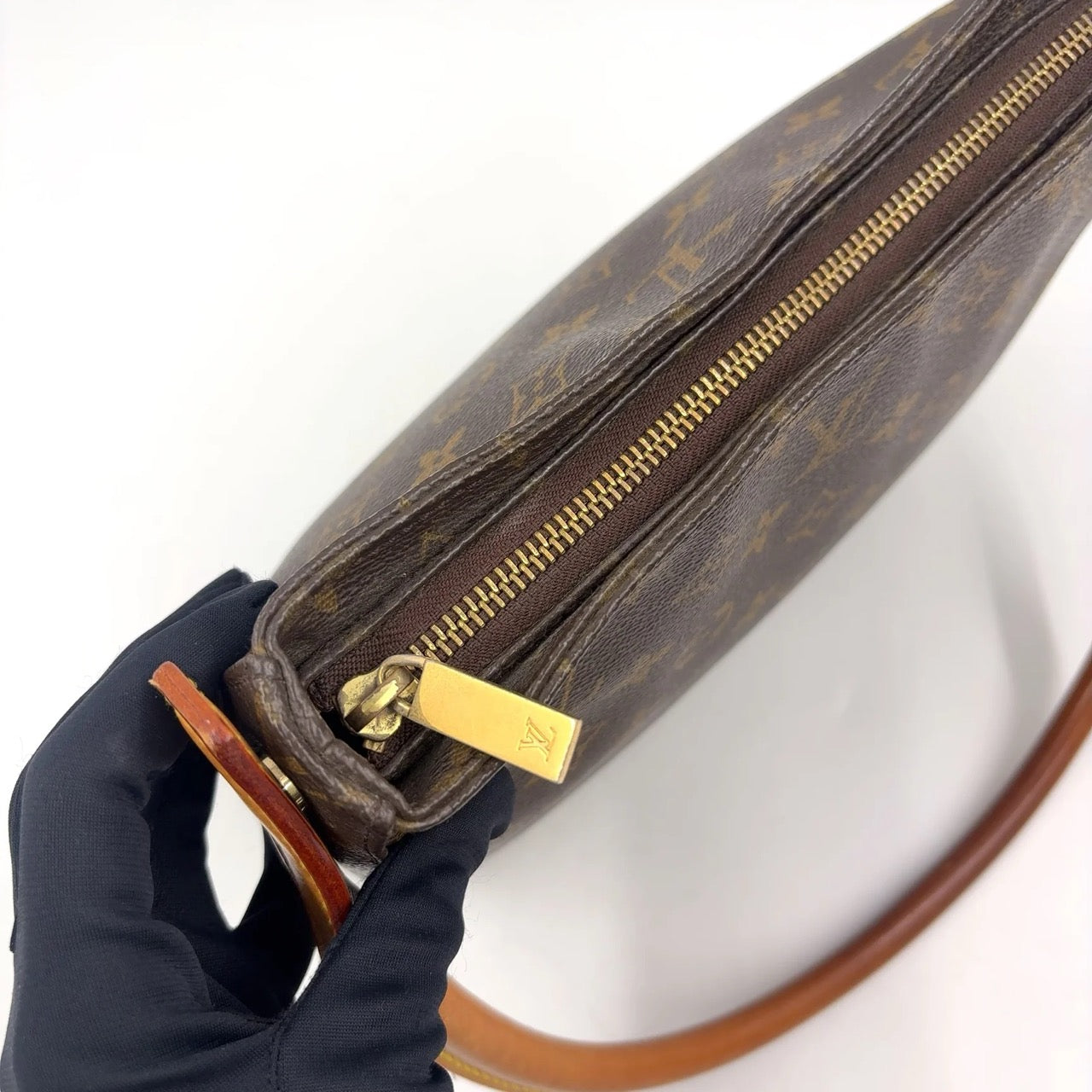 Louis Vuitton Looping MM Monogram